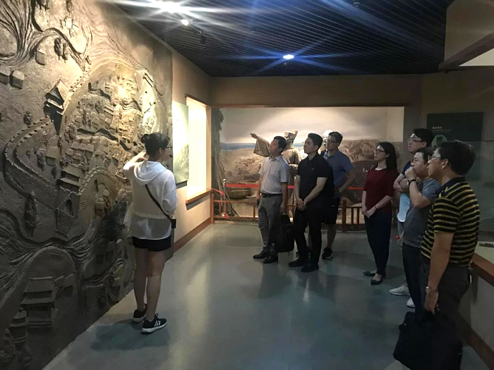 點擊新窗口打開大圖