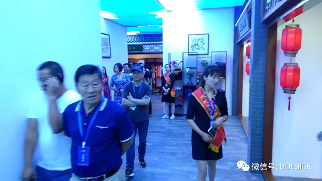 點擊新窗口打開大圖